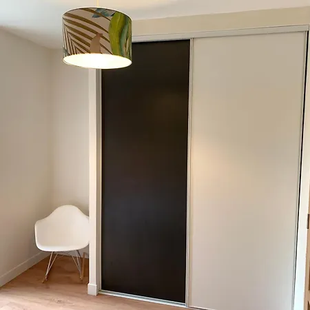 Appartement Renove Avec Terrasse Et Jardin Arthes Exterior photo