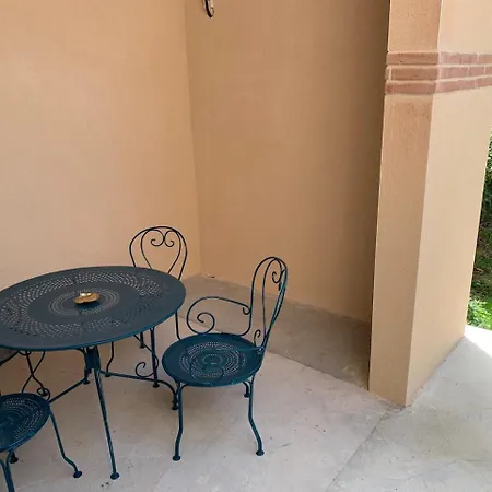 Appartement Renove Avec Terrasse Et Jardin Arthes Exterior photo