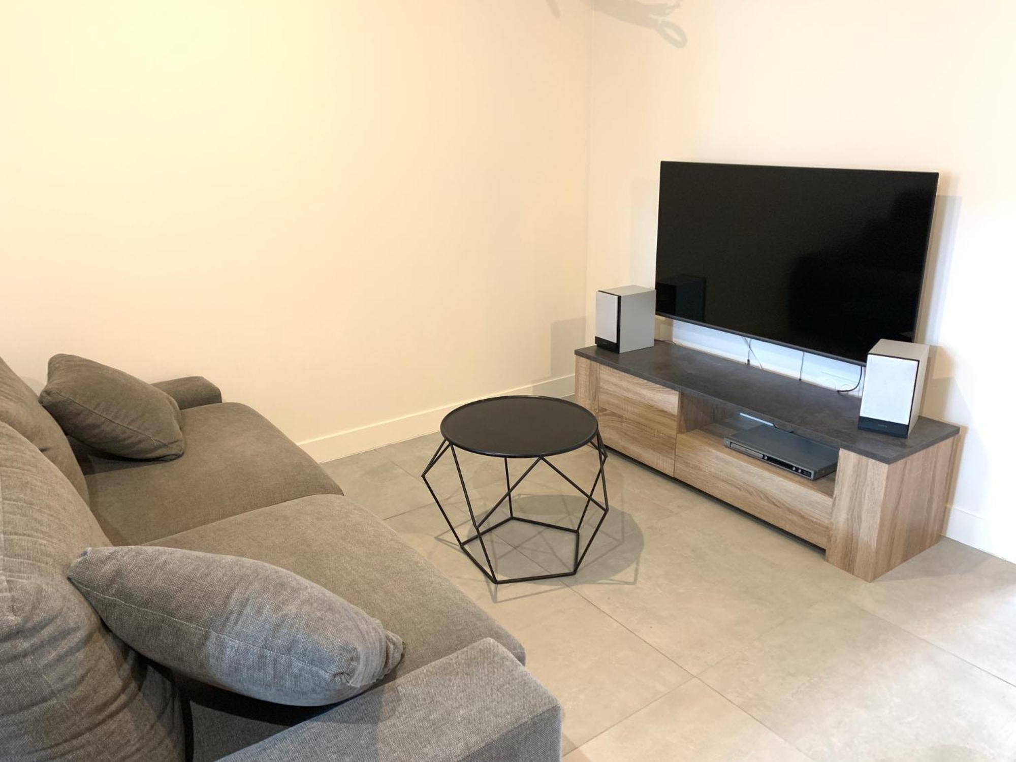 Apartment Appartement Renove Avec Terrasse Et Jardin Arthes