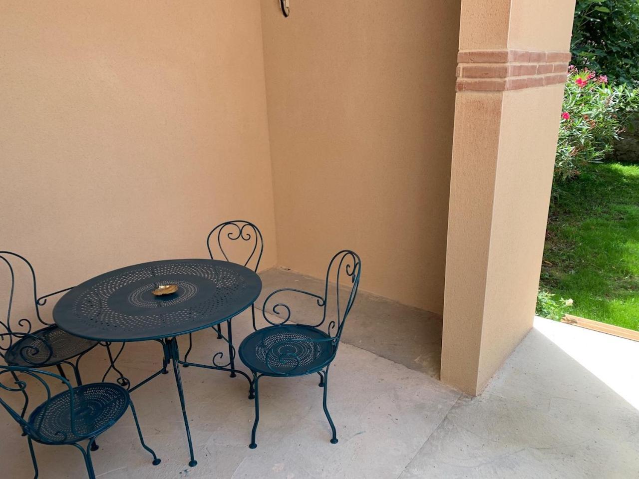 Appartement Renove Avec Terrasse Et Jardin