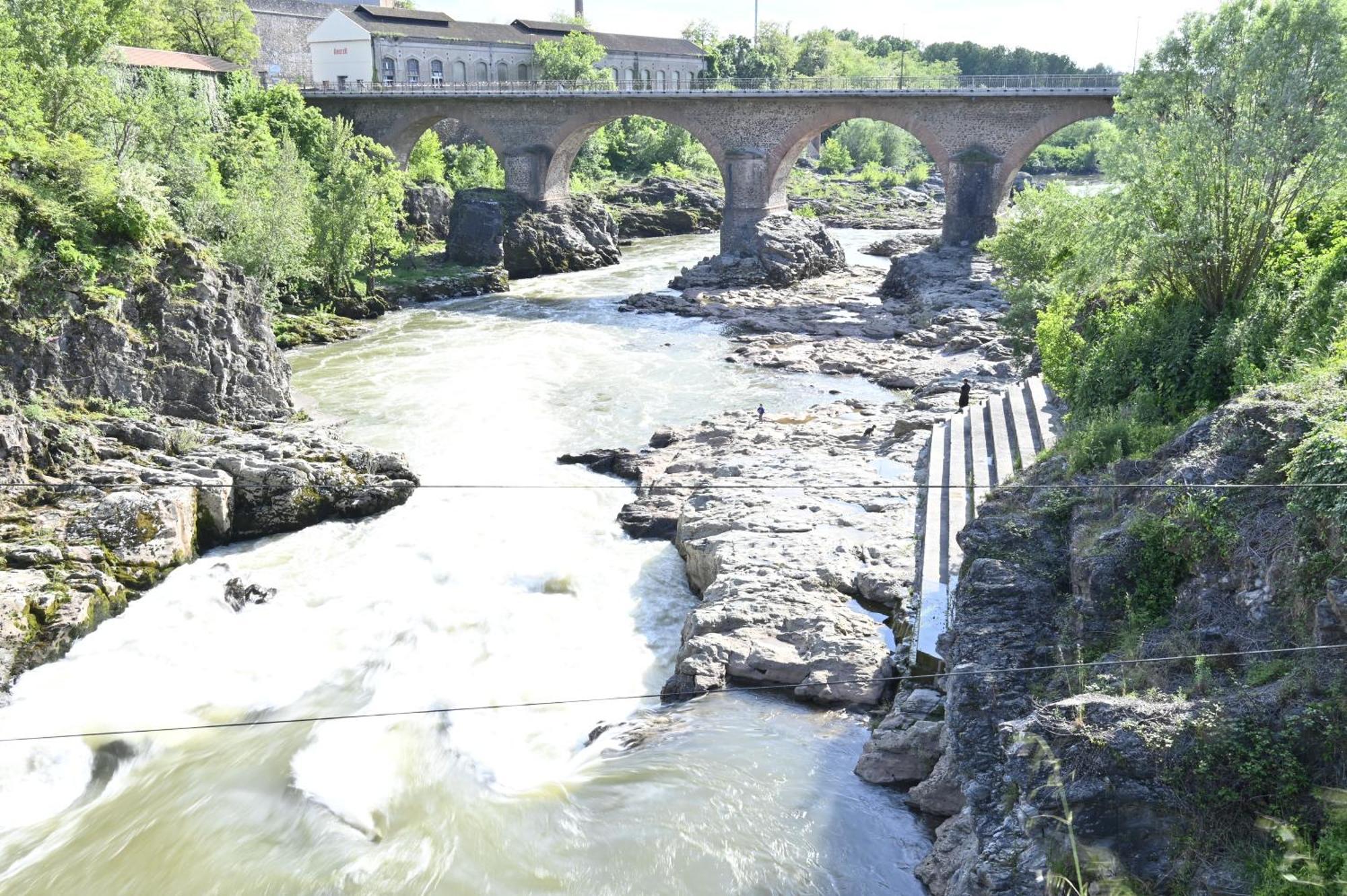 Appartement Superbe T2 Climatise Avec Terrasse Et Jardin *